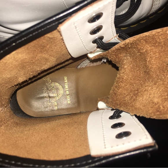 Dr Martens - Picture 4 of 6